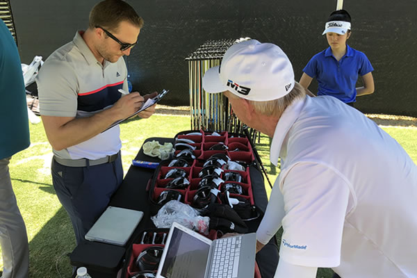 Club fitting bay
