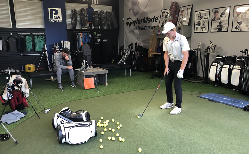 Adult golf school